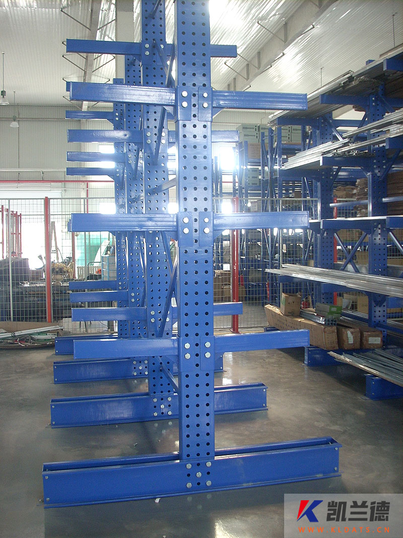 The cantilever shelf-001