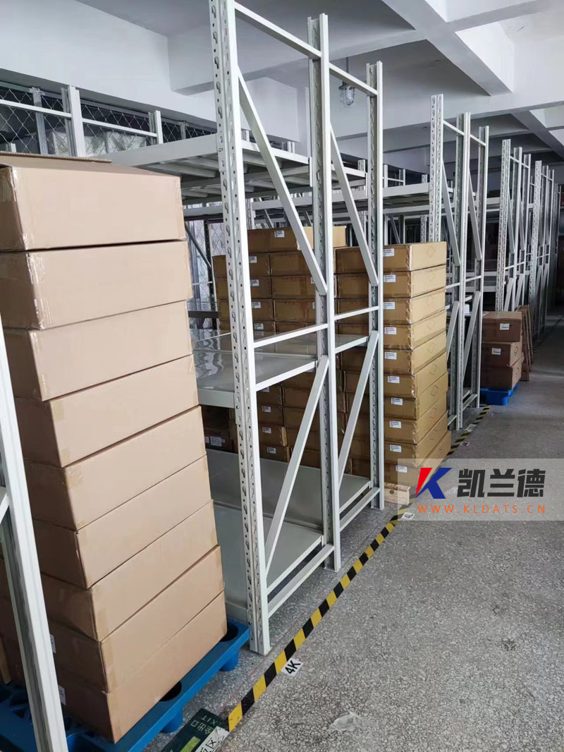 某企業合作層板貨架