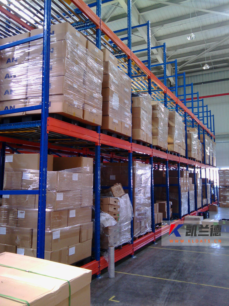 Gravity shelves-003
