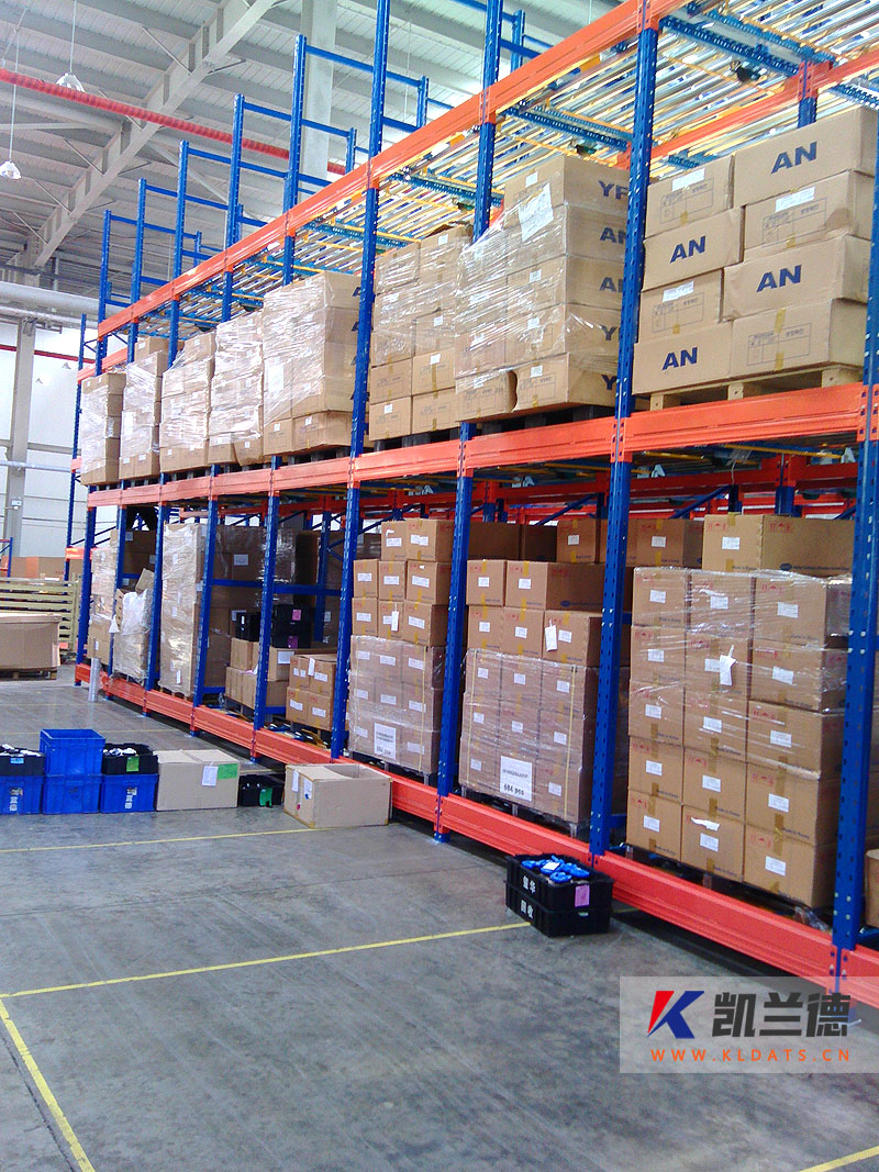 Gravity shelves-004